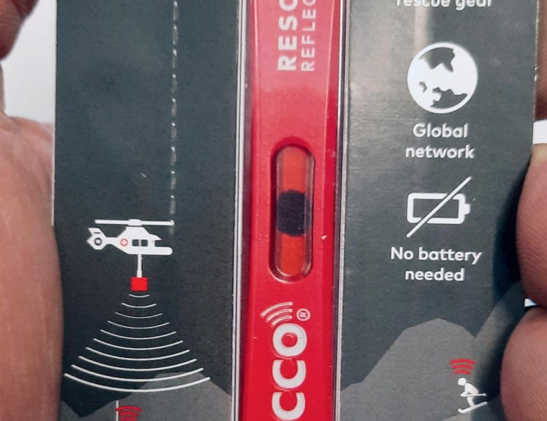 Un réflecteur de secours RECCO